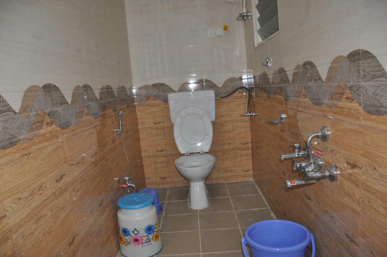 Blue Crystal Lodge Shimoga Exterior foto