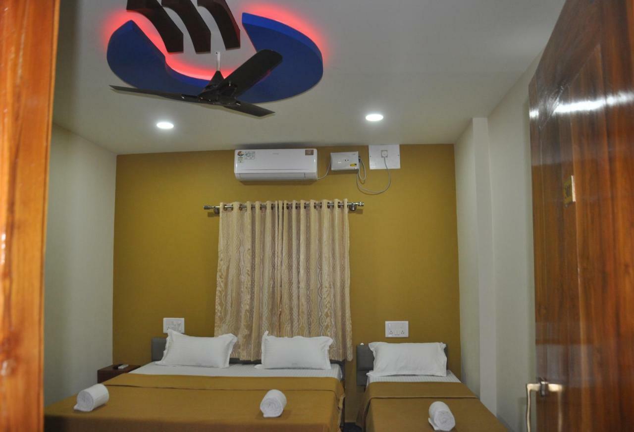 Blue Crystal Lodge Shimoga Exterior foto